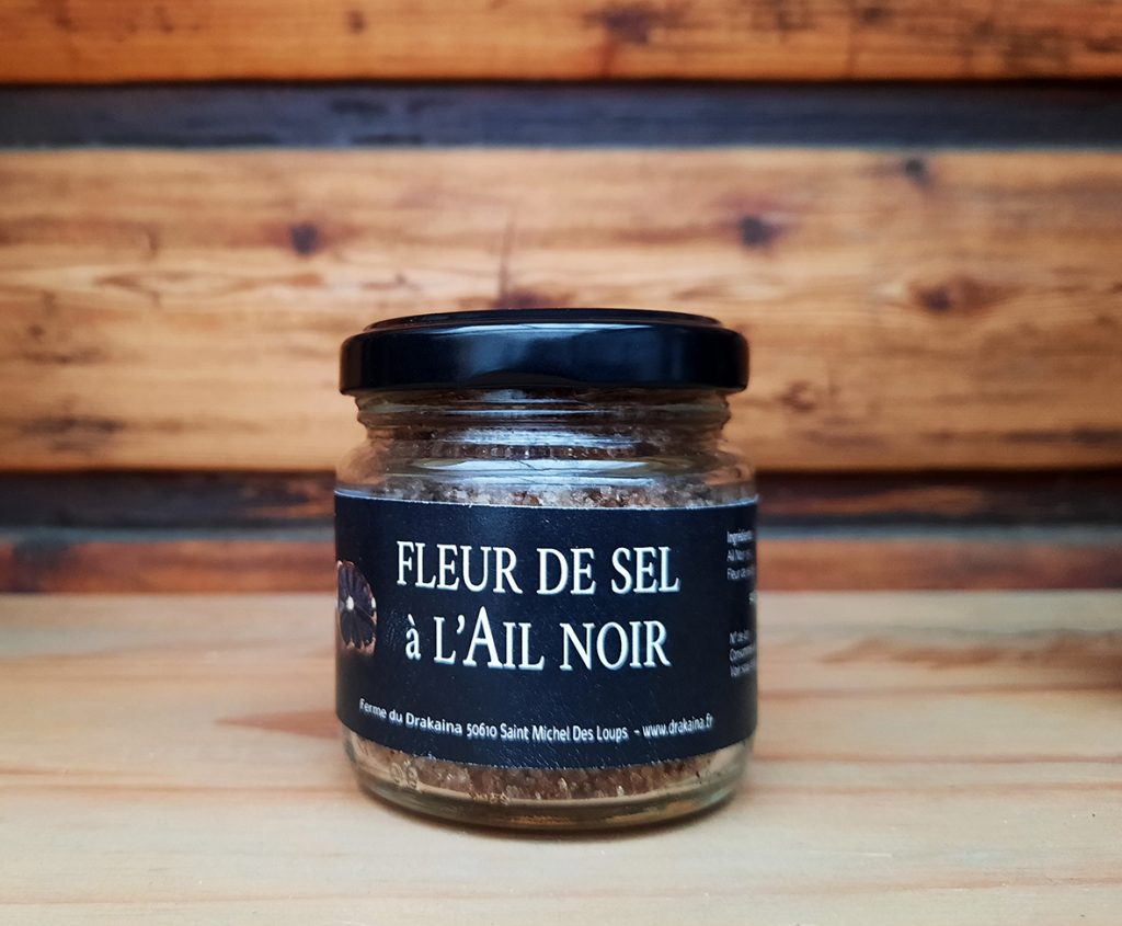 Fleur de sel ail noir reduit